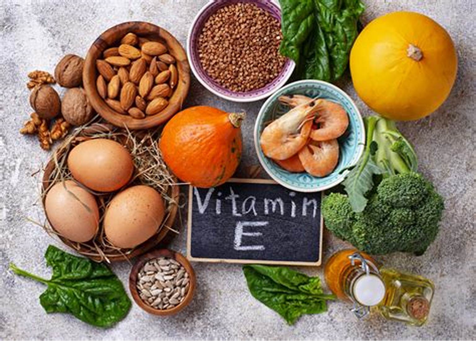 what are the symptoms that the body lacks vitamin E